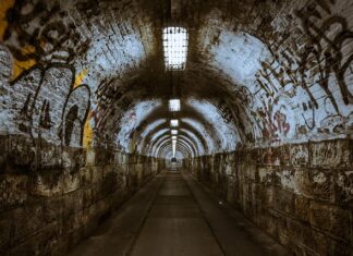 Jak odmieniać Węgry?